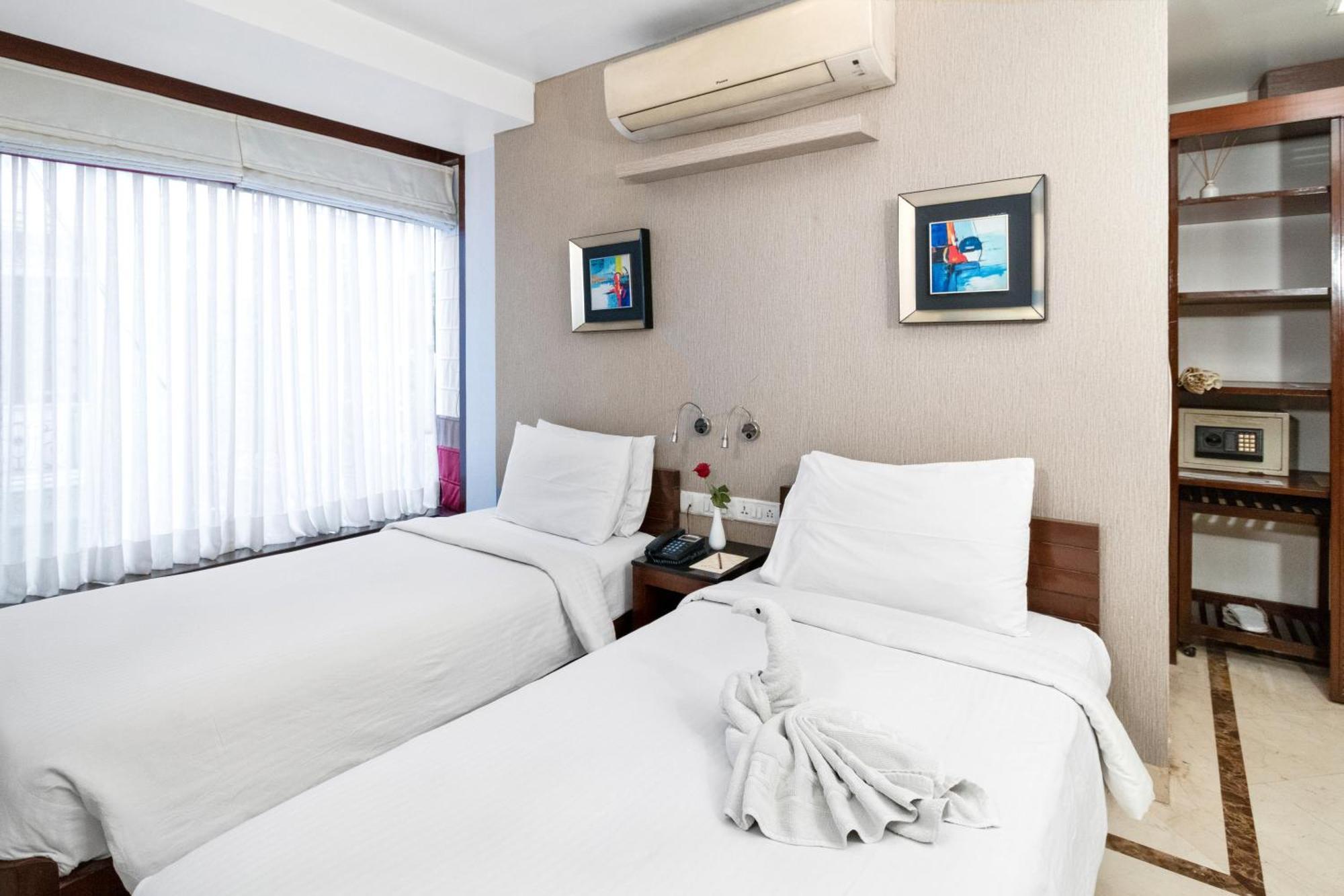 Hotel Casa Fortuna Калькутта Экстерьер фото